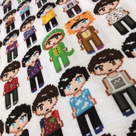 DAN AND PHIL Pixels shirt size small NWOT - Picture 5 of 5